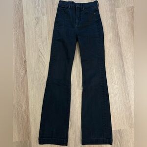 Express Super High Rise Black Boot Cut Women's Jeans | 00R